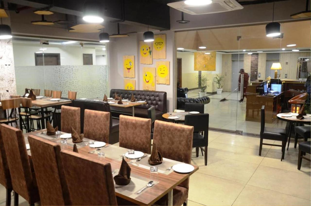 Hotel Citi Inn Grande Zirakpur Екстер'єр фото