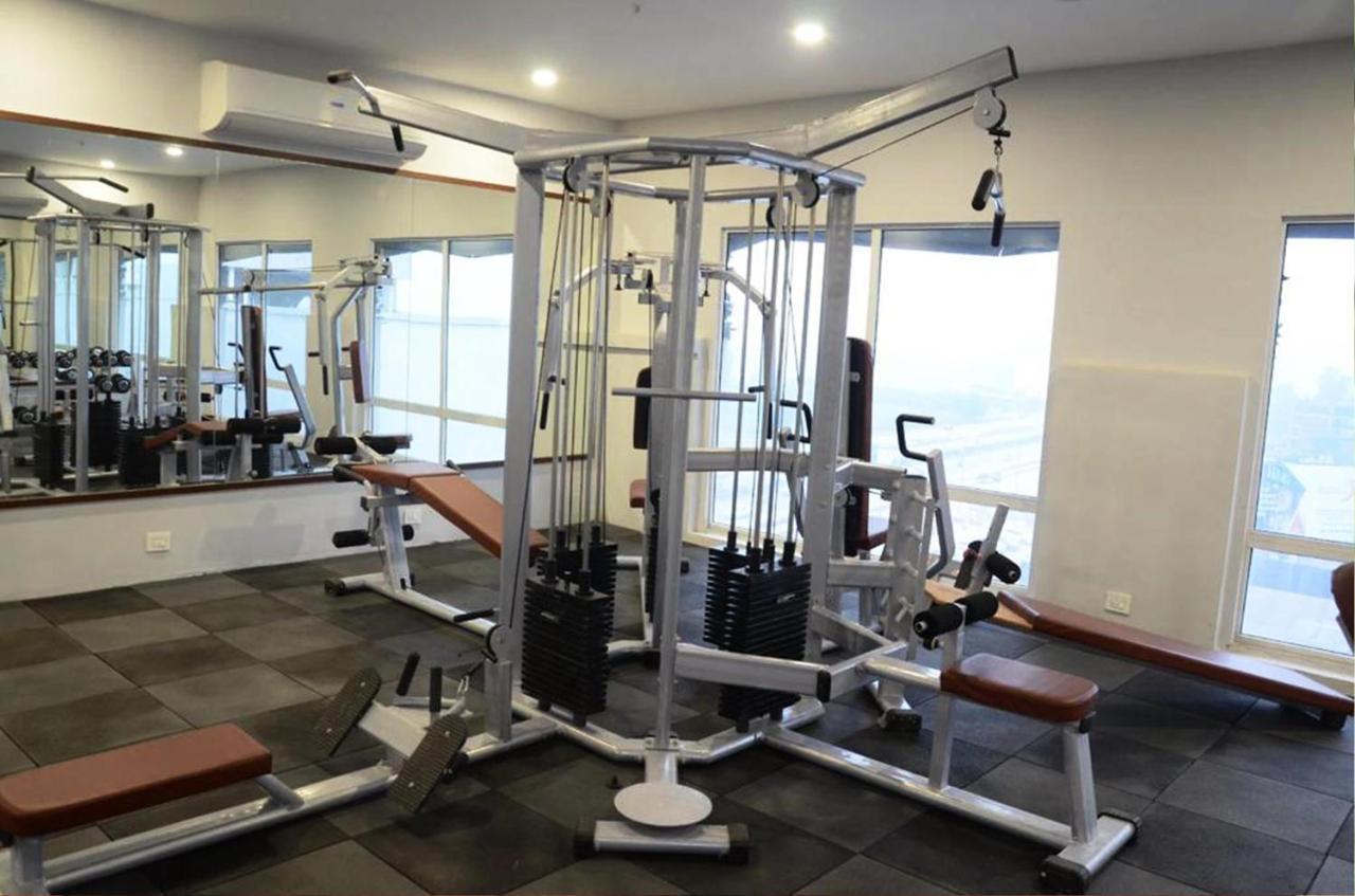 Hotel Citi Inn Grande Zirakpur Екстер'єр фото